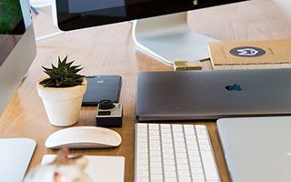 足球-科曼：梅西的未来？作为教练我无法影响他的决定